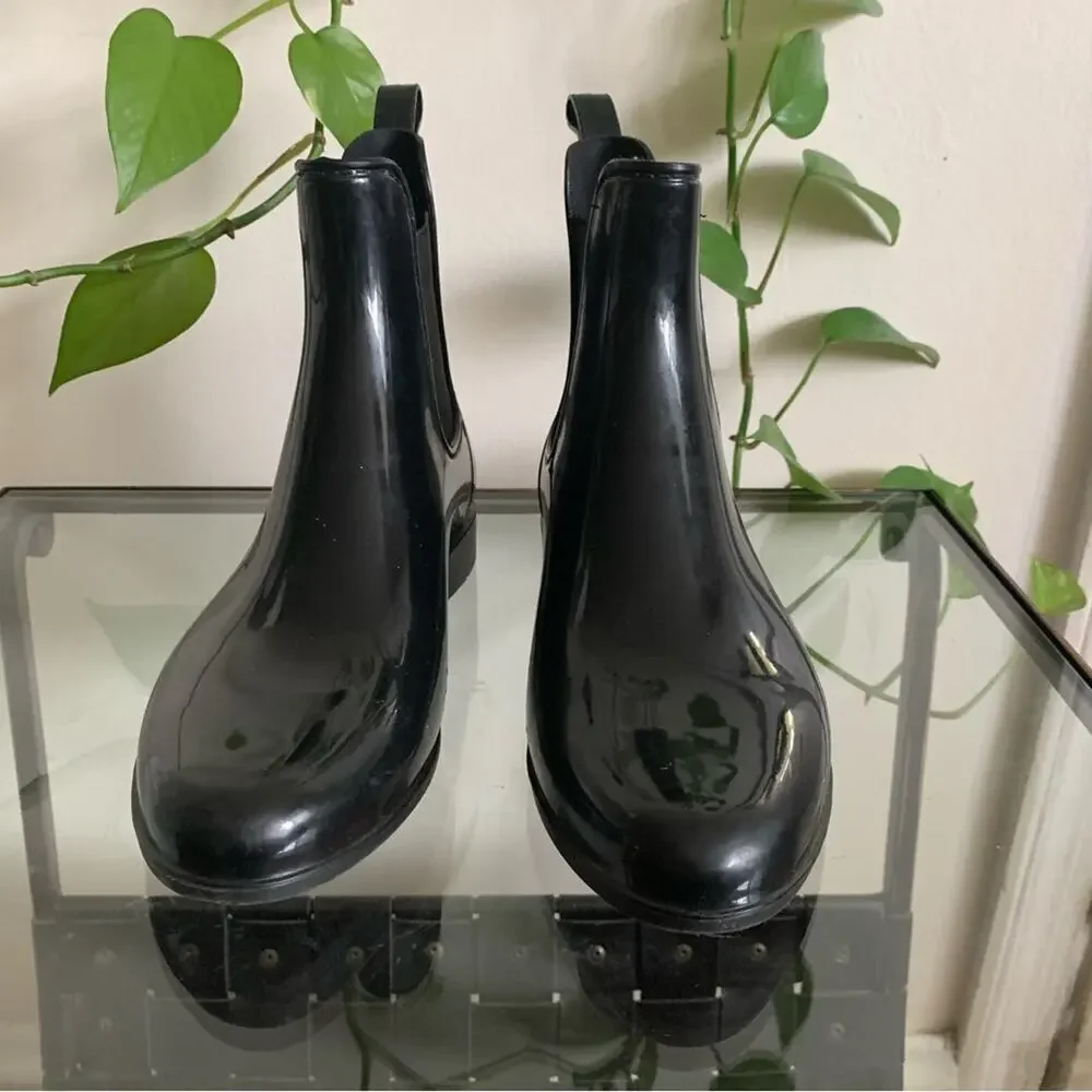 Marc Fisher Women's Black Rainy2 Chelsea Rain Boots Size 8 Minimal Classic